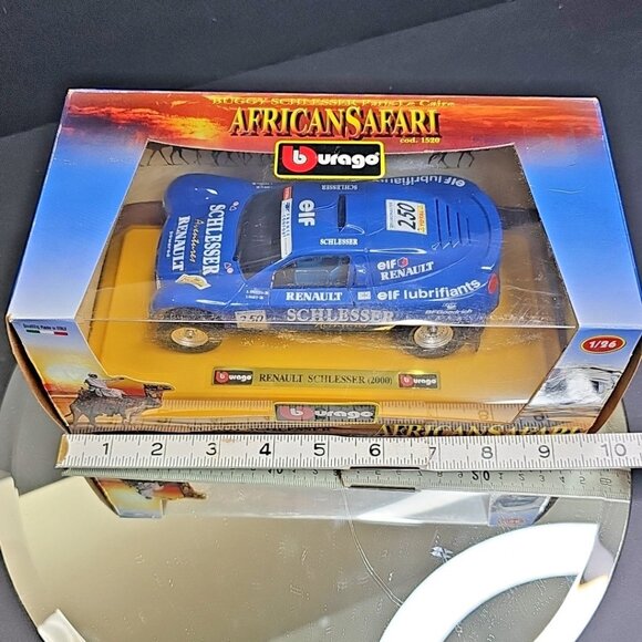 Bburago 2000 Renault Schlesser Rally Car Code #16902 Italy 1/26 With Box - Picture 8 of 16
